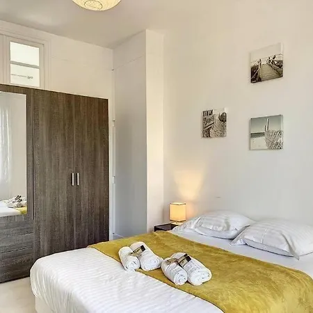 La Casa Republique Yourhosthelper Daire Deauville